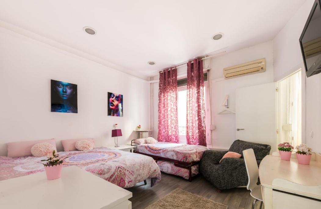 M&F 7 Rooms/7 Bathrooms Over Gran Via Madryt Zewnętrze zdjęcie