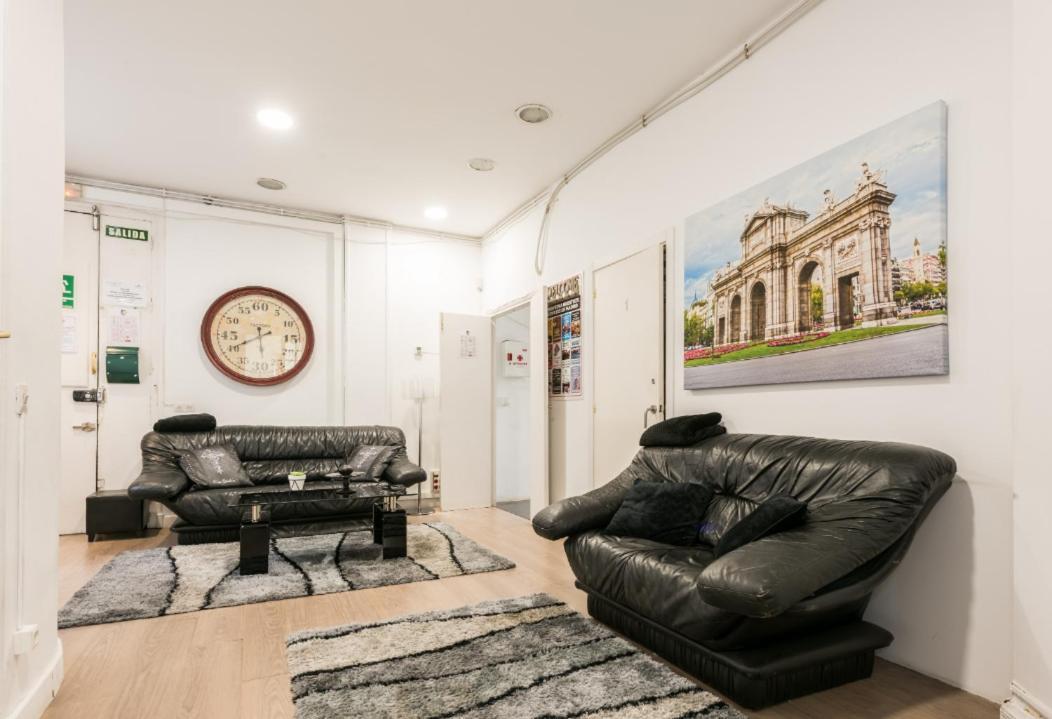 M&F 7 Rooms/7 Bathrooms Over Gran Via Madryt Zewnętrze zdjęcie