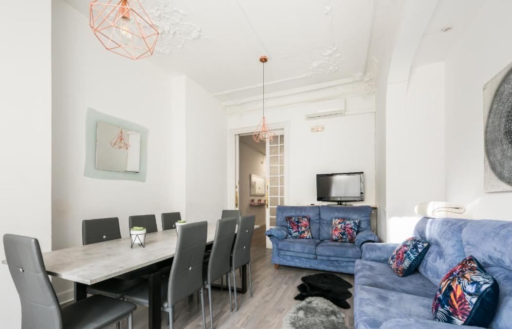 M&F 7 Rooms/7 Bathrooms Over Gran Via Madryt Zewnętrze zdjęcie
