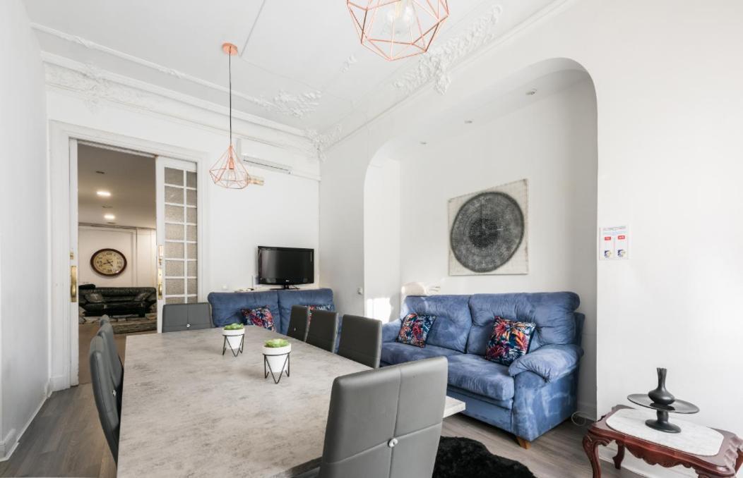 M&F 7 Rooms/7 Bathrooms Over Gran Via Madryt Zewnętrze zdjęcie