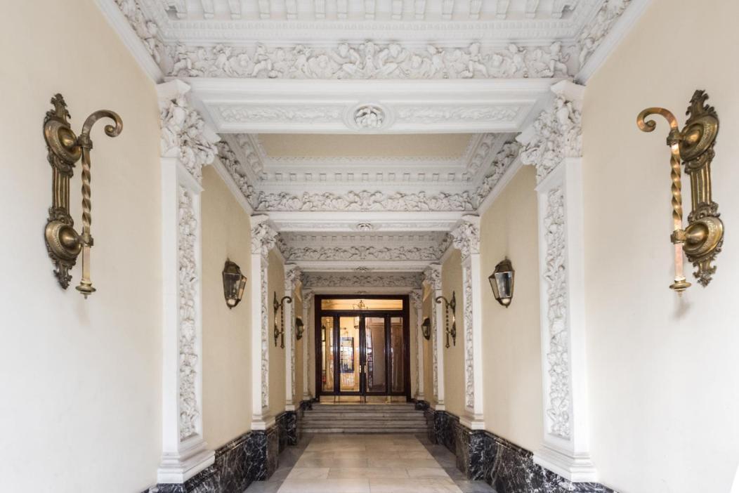 M&F 7 Rooms/7 Bathrooms Over Gran Via Madryt Zewnętrze zdjęcie